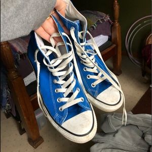 Blue high top converse